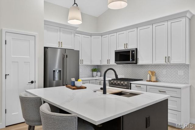 604 Tea Olive Boulevard, O'fallon, IL 62269