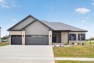 604 Tea Olive Boulevard, O'fallon, IL 62269