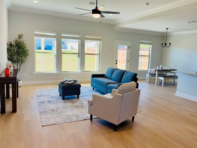 636 SANDY RIDGE Circle, Shreveport, LA 71107