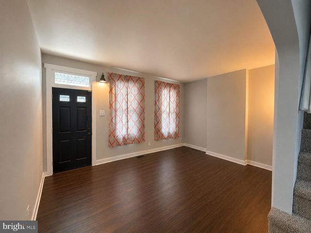 637 POWELL ST, Gloucester City, NJ 08030