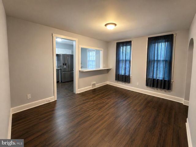 637 POWELL ST, Gloucester City, NJ 08030