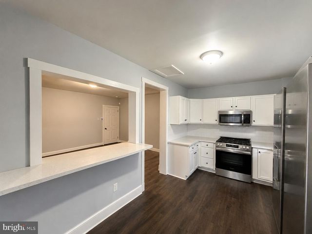 637 POWELL ST, Gloucester City, NJ 08030