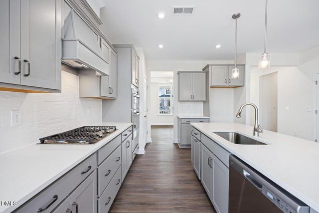 516 Crescent Wood Trail, Zebulon, NC 27597