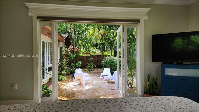 391 NE 131st Street, North Miami, FL 33161
