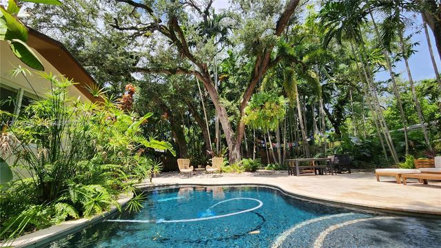 391 NE 131st Street, North Miami, FL 33161