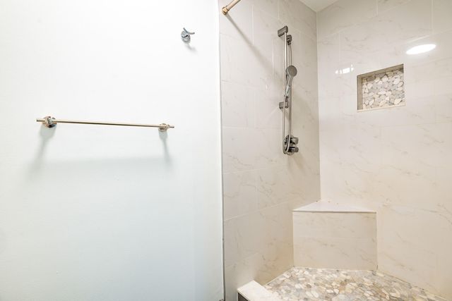 380 NW 67th Street J204, Boca Raton, FL 33487