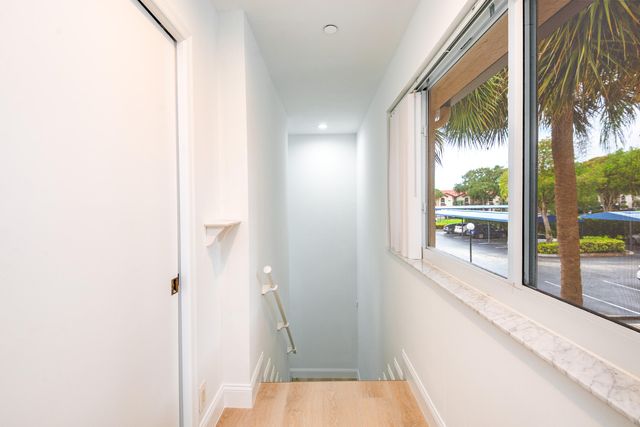 380 NW 67th Street J204, Boca Raton, FL 33487
