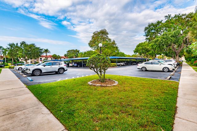 380 NW 67th Street J204, Boca Raton, FL 33487
