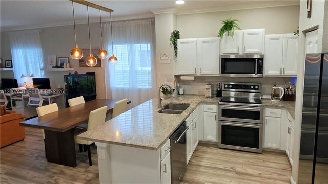 1127 Vermilion Drive, Lake Worth, FL 33461