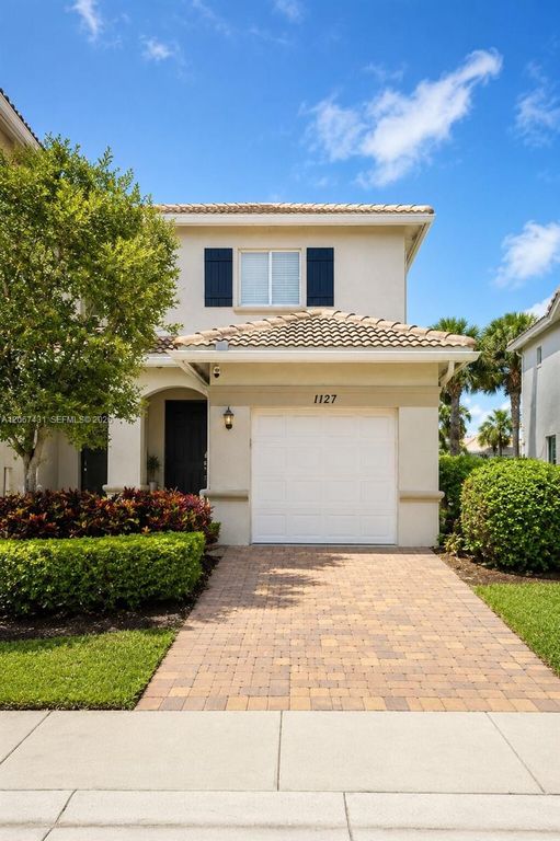 1127 Vermilion Drive, Lake Worth, FL 33461