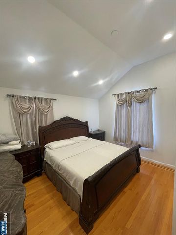 248 Kingsland Avenue 1, Lyndhurst, NJ 07071