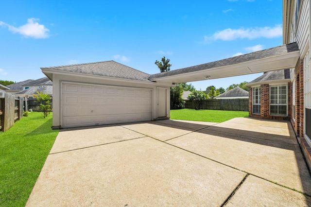 1806 Wild Violet Court, Sugar Land, TX 77479