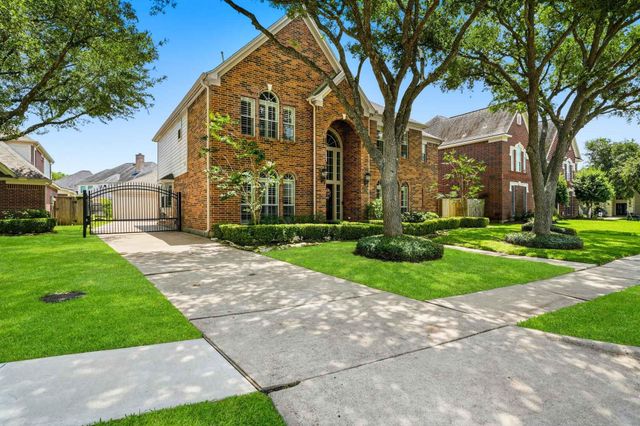 1806 Wild Violet Court, Sugar Land, TX 77479