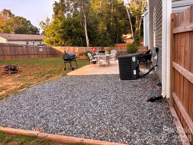 606 E Carpenter Street, Dallas, NC 28034
