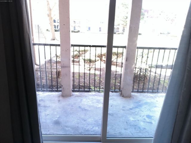 685 Oak Street 2-1, Brockton, MA 02301