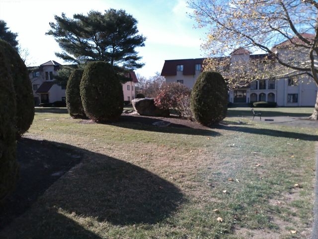 685 Oak Street 2-1, Brockton, MA 02301