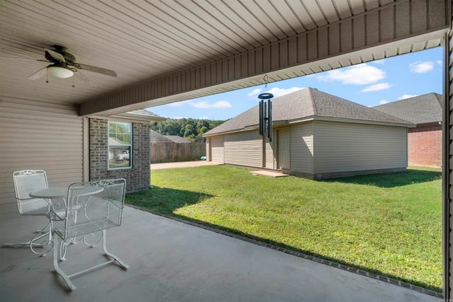 87 Rebecca Lane, Searcy, AR 72143