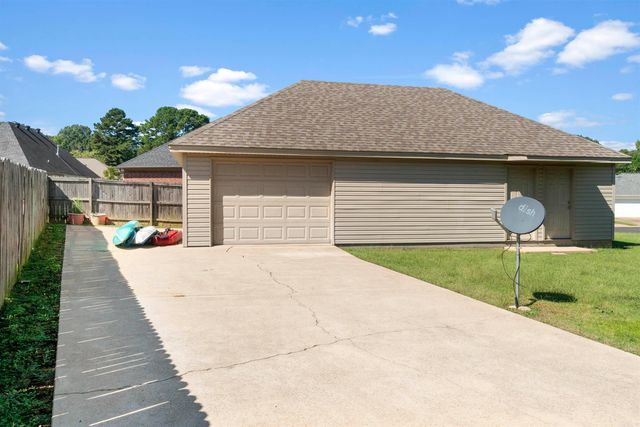 87 Rebecca Lane, Searcy, AR 72143