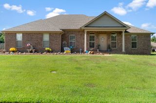 87 Rebecca Lane, Searcy, AR 72143