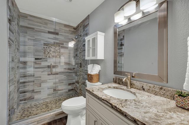 1905 Castle Gate CIR, San Marcos, TX 78666