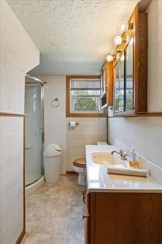 321 N 3rd St, Walters, OK 73572