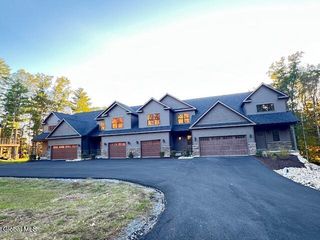 24 Hill Crest Lane UNIT 6, Lake George, NY 12845