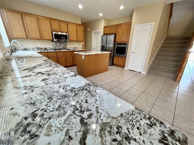 2722 La Porte Court, Henderson, NV 89052