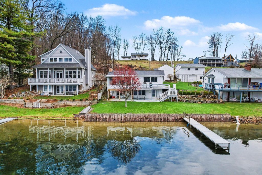 12294 N Sherman Lake Drive, Ross Twp, MI 49012