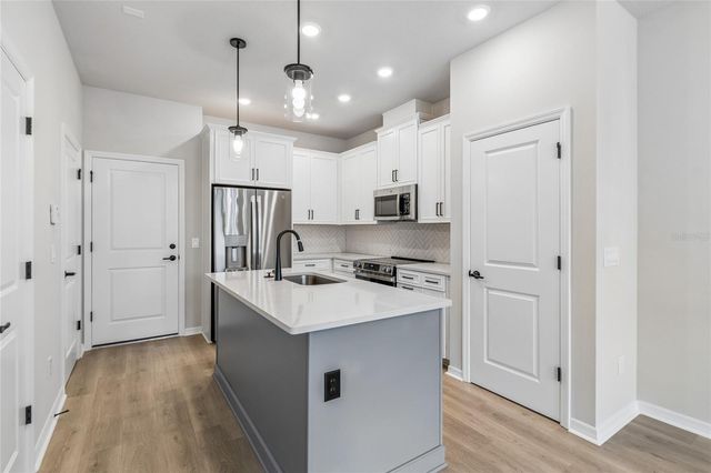 4353 ROUSH AVENUE, Orlando, FL 32803