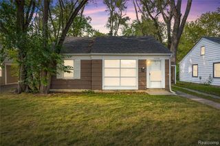 10720 Albany Street, Oak Park, MI 48237