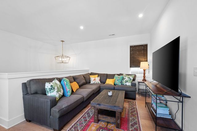 939 Spain Ave, Nashville, TN 37216