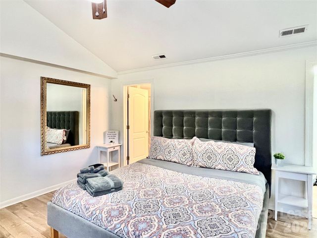 2931 Belmeade Drive, Charlotte, NC 28214