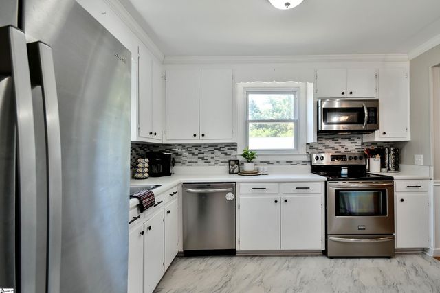 110 Belton Drive, Williamston, SC 29697