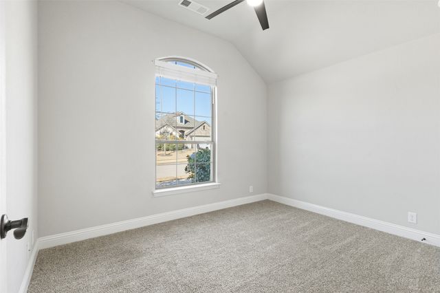 620 Bayonet Drive, Fort Worth, TX 76108