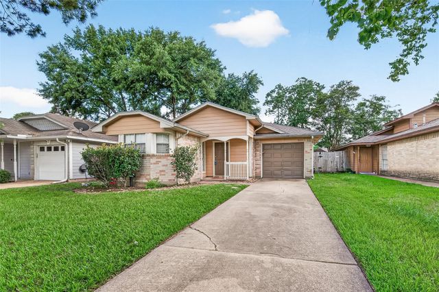 9231 Rippling Fields Drive, Houston, TX 77064