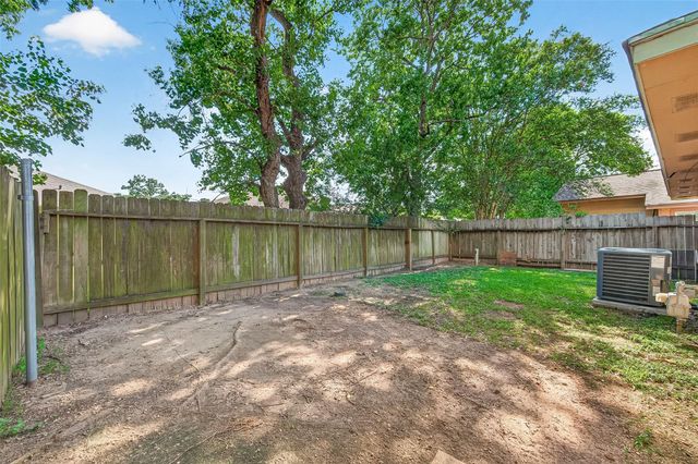 9231 Rippling Fields Drive, Houston, TX 77064