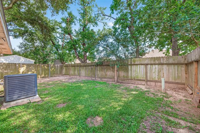 9231 Rippling Fields Drive, Houston, TX 77064