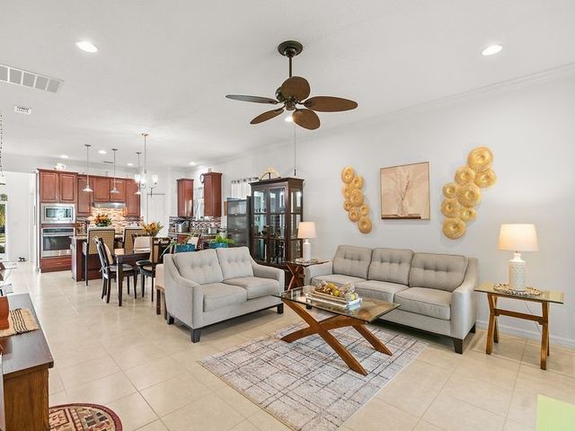 602 Gossamer Wing Way, Sebastian, FL 32958