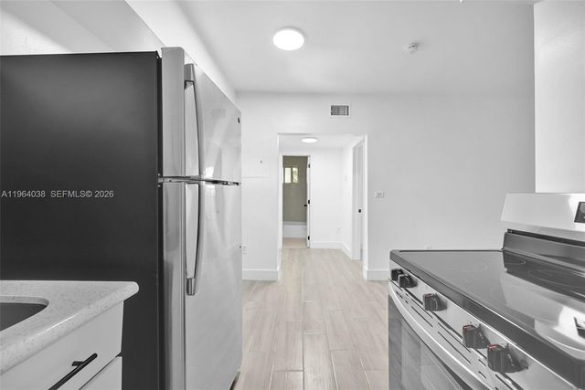 1393 NW 102nd St 1393, Miami, FL 33147