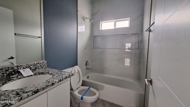 10256 Iron Hollow Street, Socorro, TX 79927