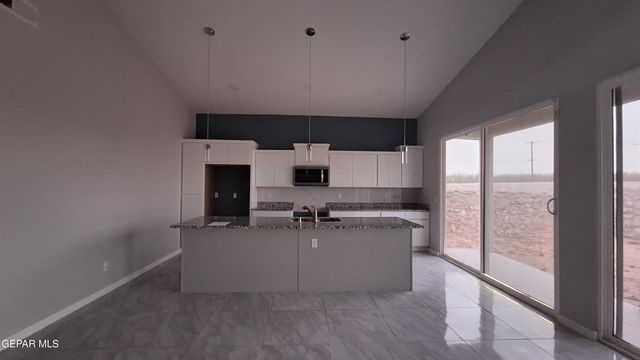 10256 Iron Hollow Street, Socorro, TX 79927