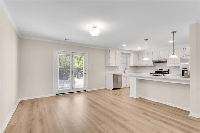 1080 Old Roswell Road, Roswell, GA 30076