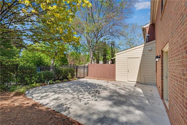 1080 Old Roswell Road, Roswell, GA 30076