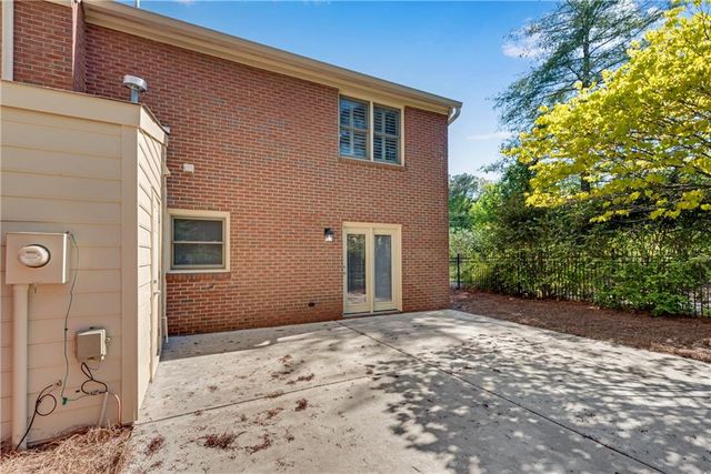 1080 Old Roswell Road, Roswell, GA 30076