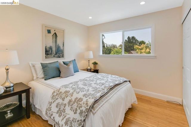 2198 La Orinda Pl, Concord, CA 94518