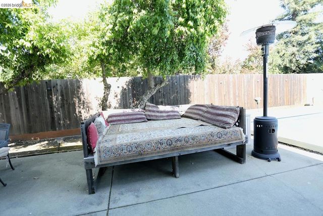 2198 La Orinda Pl, Concord, CA 94518