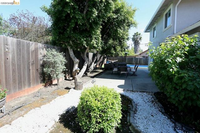 2198 La Orinda Pl, Concord, CA 94518