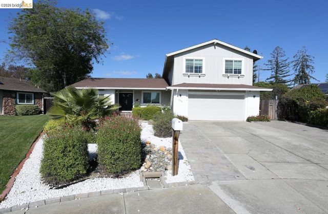 2198 La Orinda Pl, Concord, CA 94518