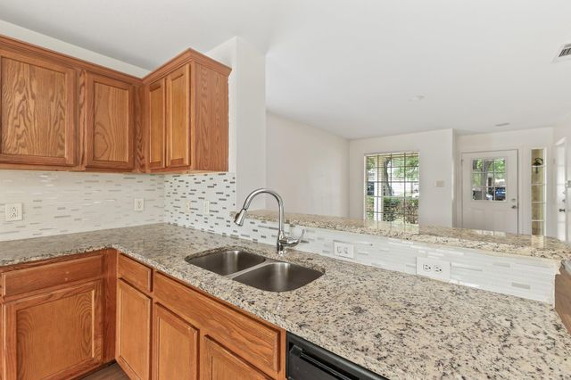 14320 Teacup LN, Pflugerville, TX 78660