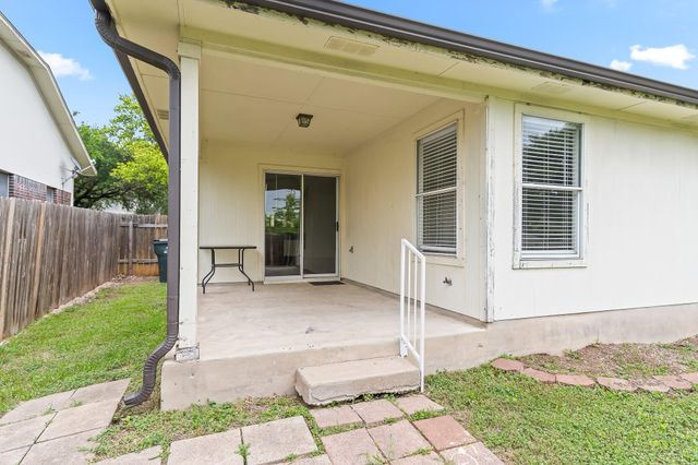 14320 Teacup LN, Pflugerville, TX 78660